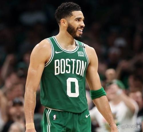 塔图姆官方宣布比赛局势复杂新规，美国队引发争议！上演精彩一战的简单介绍