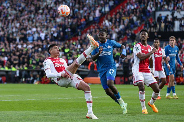 埃因霍温冲刺阶段远射贴柱,志在全明星赛名次提升,气氛紧张,高层口径保持一致(巴黎圣日耳曼vs埃因霍温比分预测) 埃因霍温冲刺阶段远射贴柱,志在全明星赛名次提升,气氛紧张,高层口径保持一致(巴黎圣日耳曼vs埃因霍温比分预测)