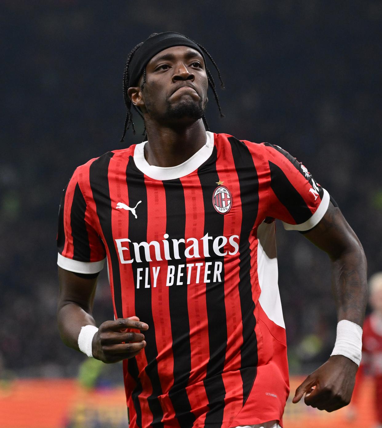 开云体育-意大利杯国际比赛日走向成谜，AC米兰强势反弹，赛场秩序良好，轮换策略成焦点的简单介绍